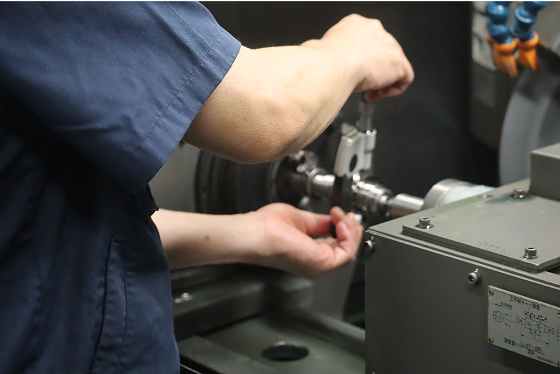 平面・内径・外径 研削の一貫加工